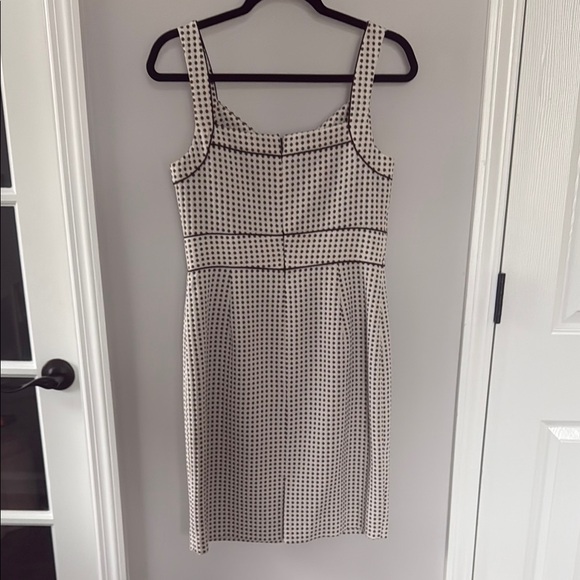 Elegant Antonio Melani Polka Dot Dress Size 6 - Picture 5 of 8